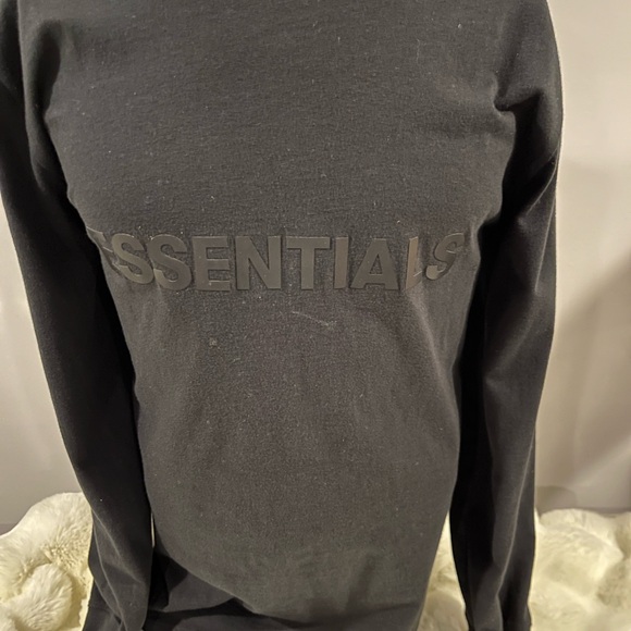 FEAR of GOD ESSENTIALS Black LONG Sleeve LOGO Shirt Sz SMALL TeeShirt ORIG $135+ - Picture 1 of 7